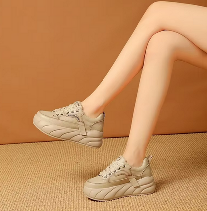 أحذية منصات مريحة للغاية لمظهر عصري 