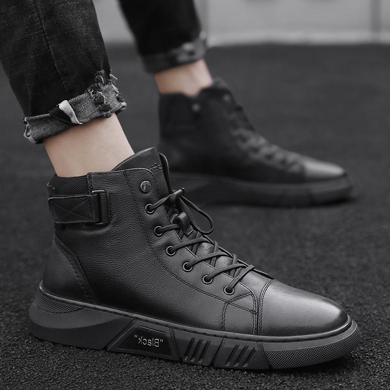 Zapatos de Cordones Altos: Elegancia y Durabilidad 